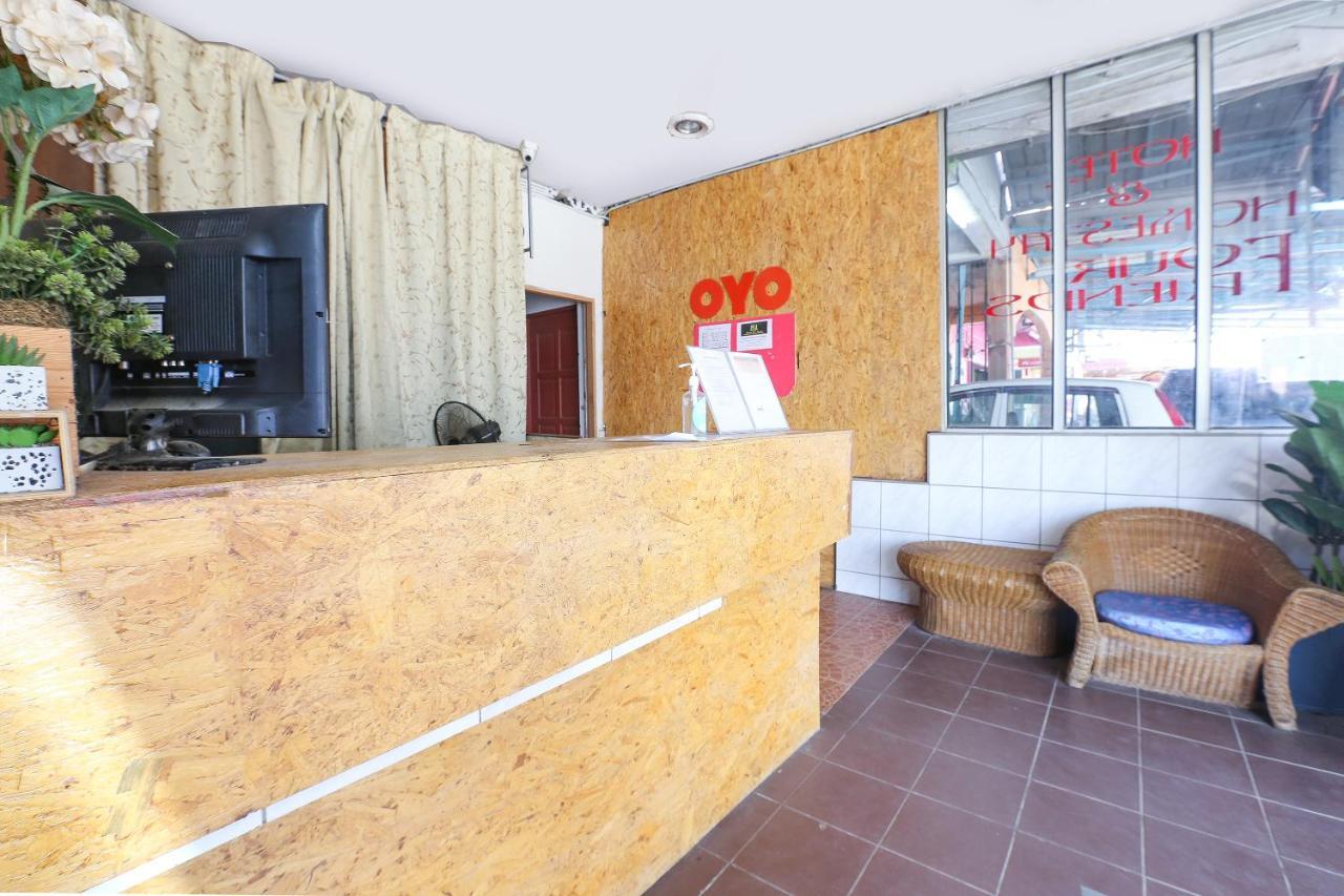 Oyo 90321 Hotel Bajet Sri Manal Tanah Merah  Exterior photo