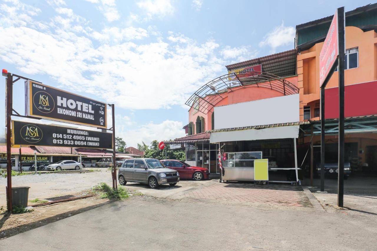 Oyo 90321 Hotel Bajet Sri Manal Tanah Merah  Exterior photo