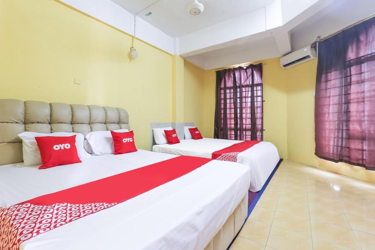 Oyo 90321 Hotel Bajet Sri Manal Tanah Merah  Exterior photo